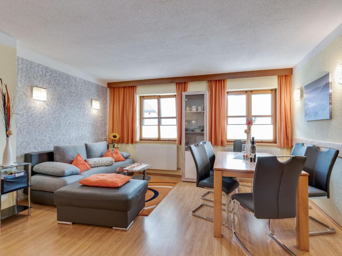 Lively Flat Near A Ski Resort In Fiss Dış mekan fotoğraf